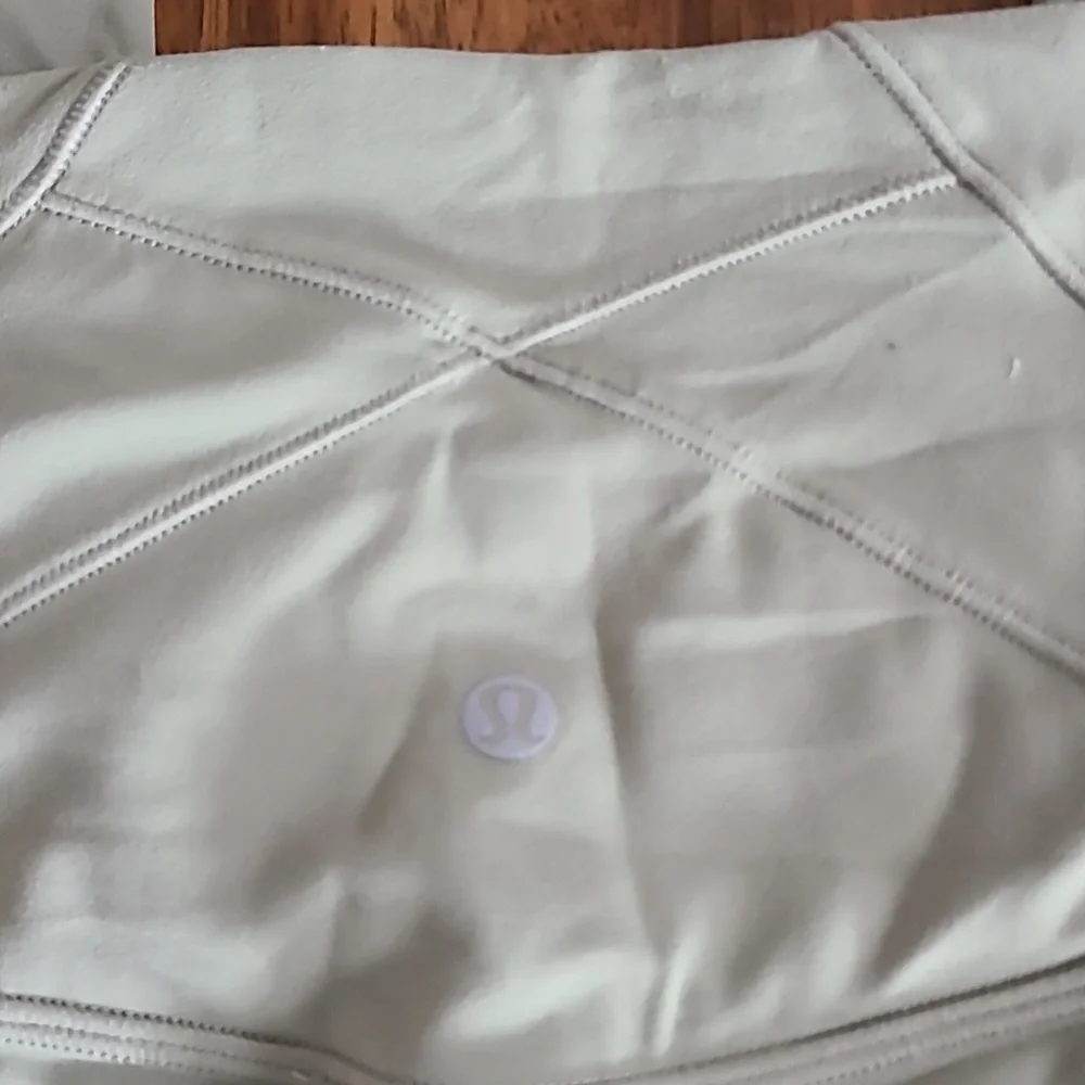 Lululemon Powder Green Align Leggings 25" Size 8 - Picture 2 of 6